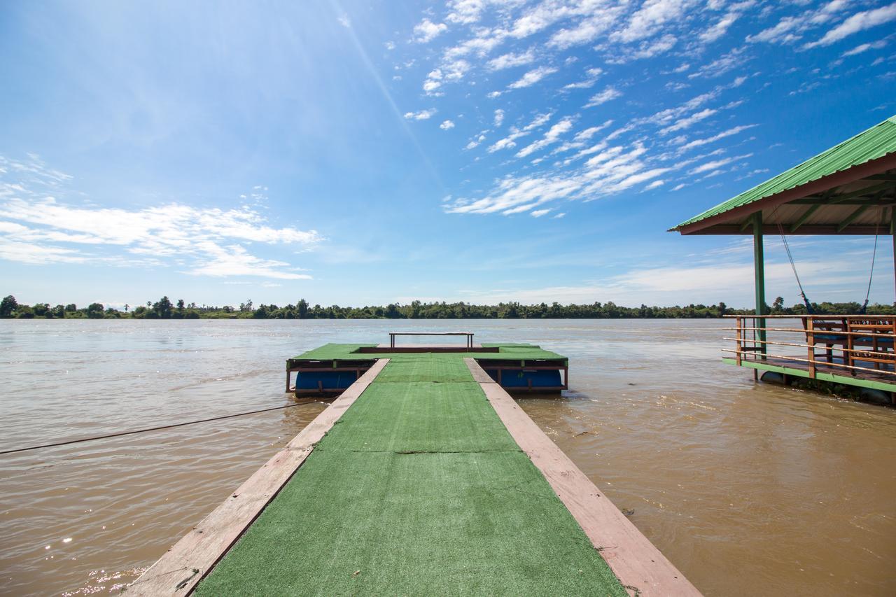 Bluemoon Riverside Phibun Mangsahan Exterior photo